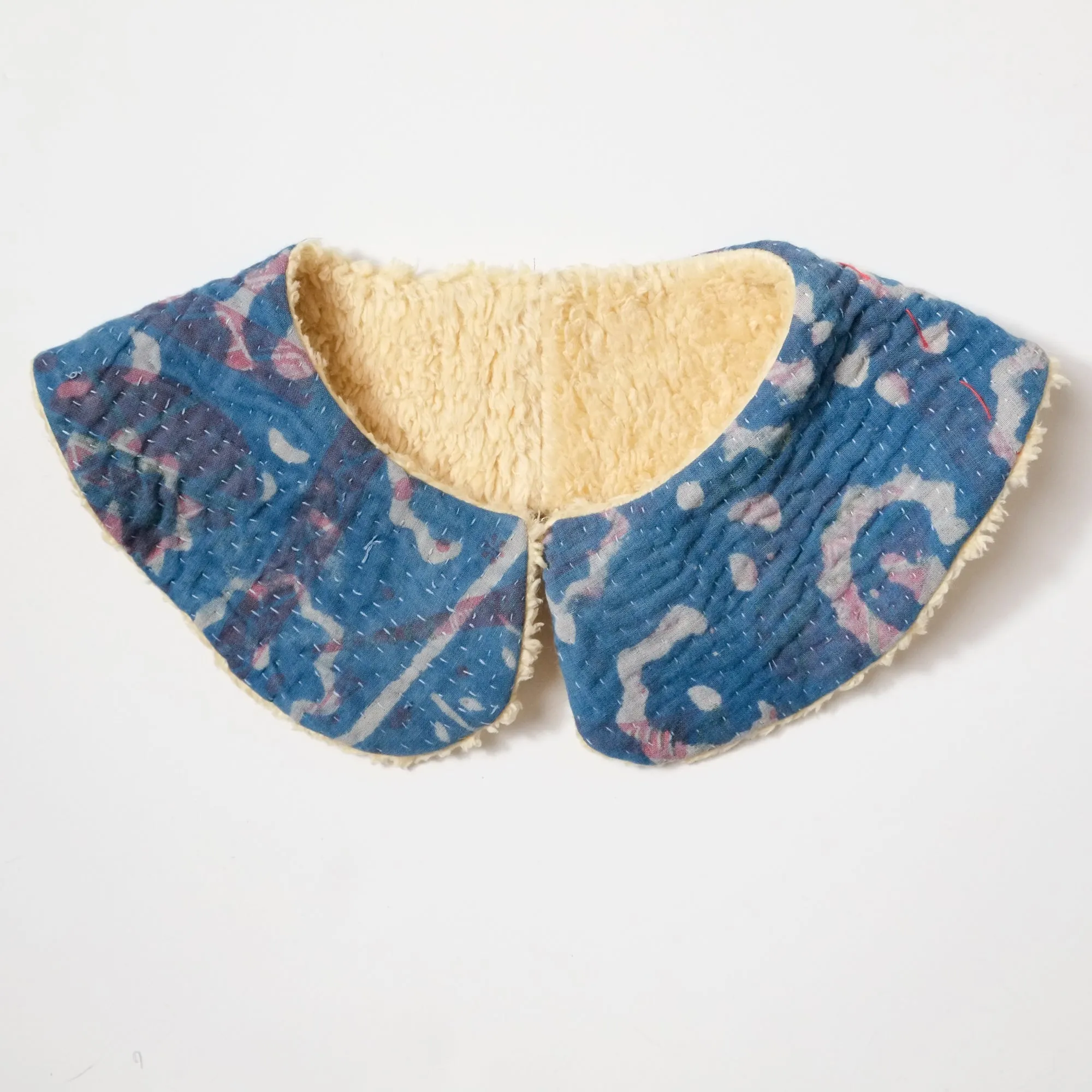 Indigo and faint Red Bonus Collar 006